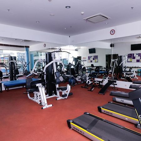 Mercure Pontianak City Center Экстерьер фото